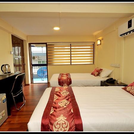 York Residence Yangon Bilik gambar