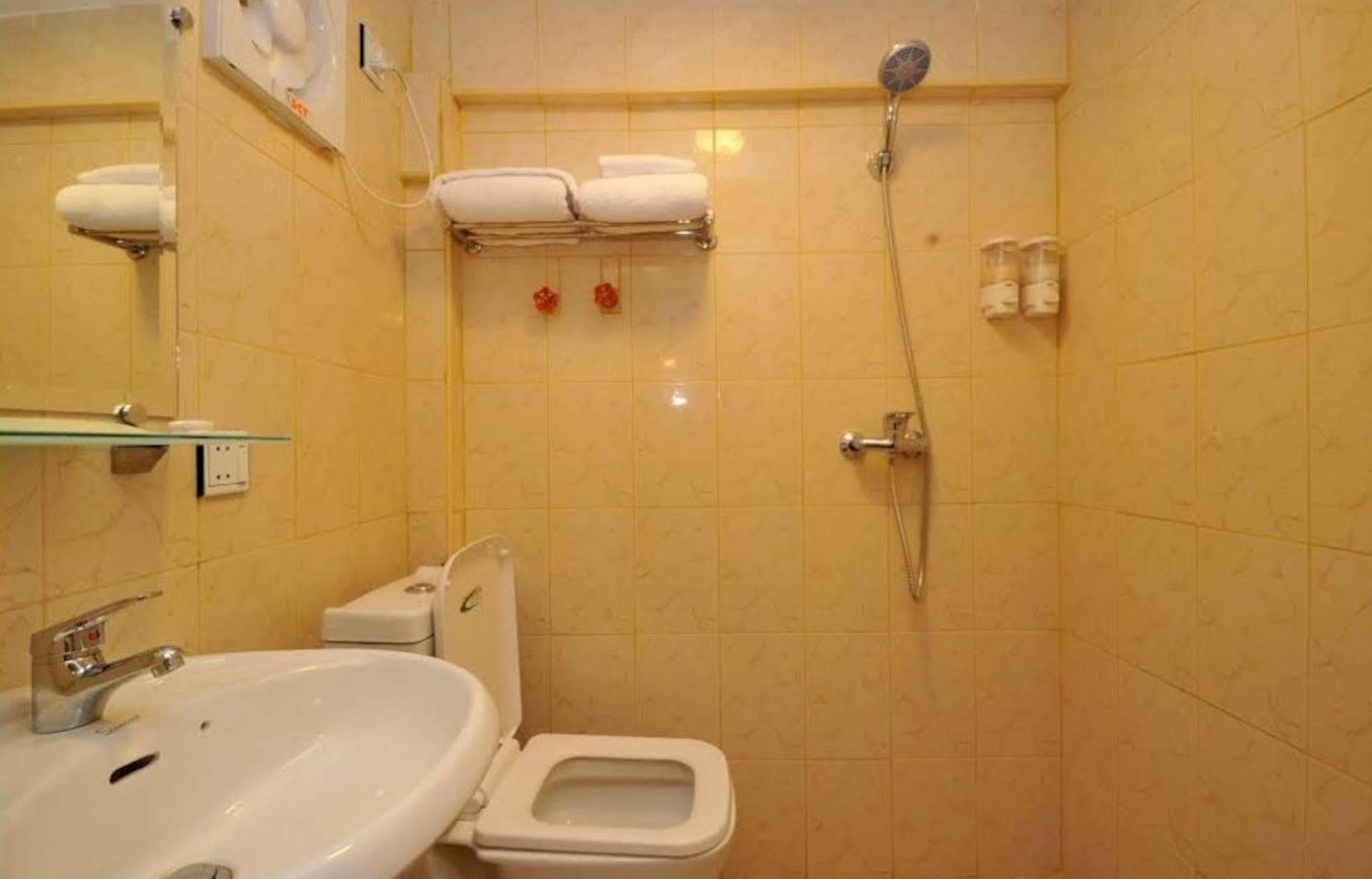 York Residence Yangon Luaran gambar